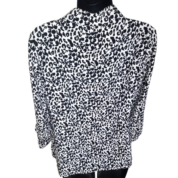 Hae Animal Pattern Jacket Size Medium - Picture 3 of 5